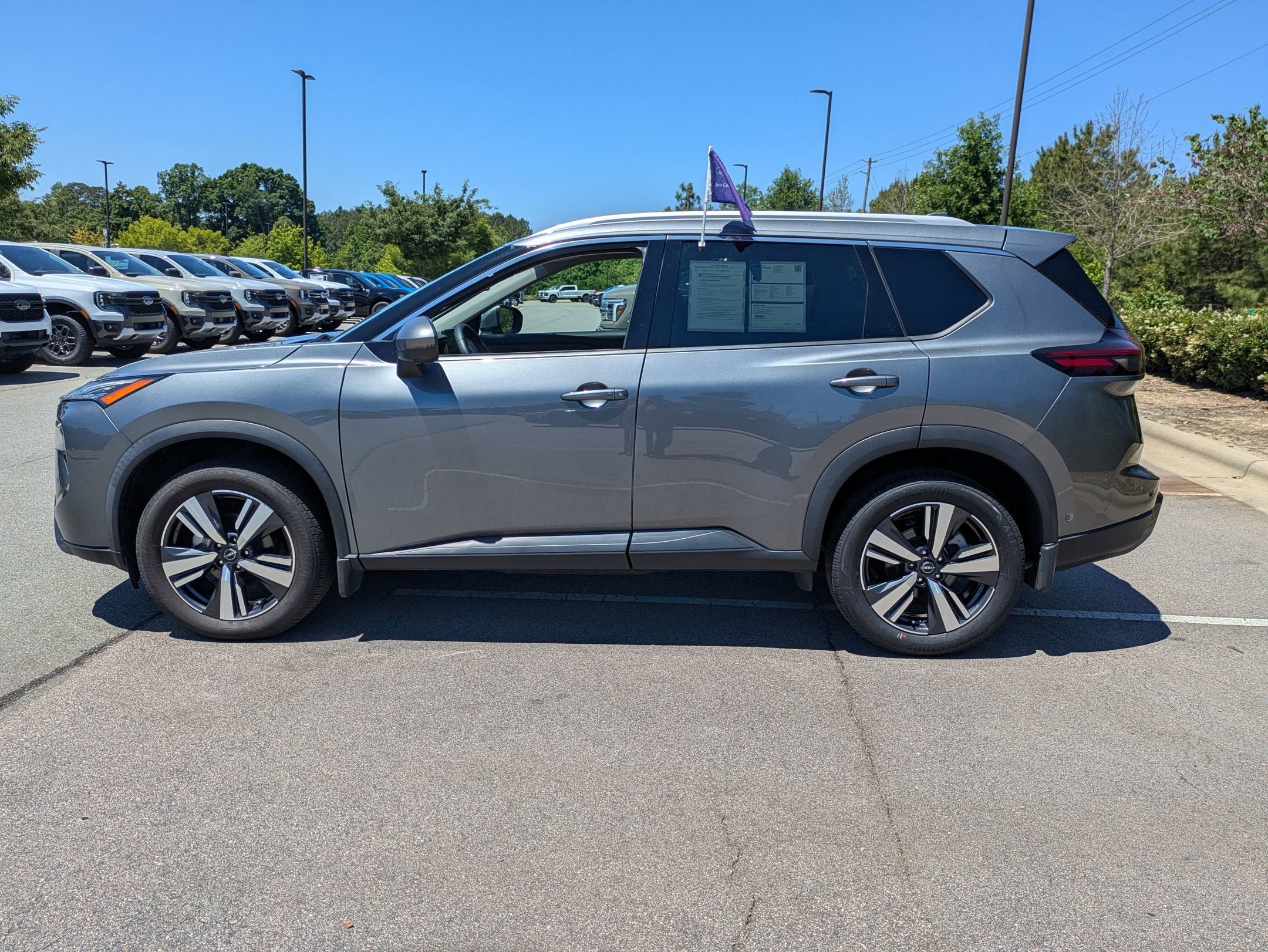 2024 Nissan Rogue SL