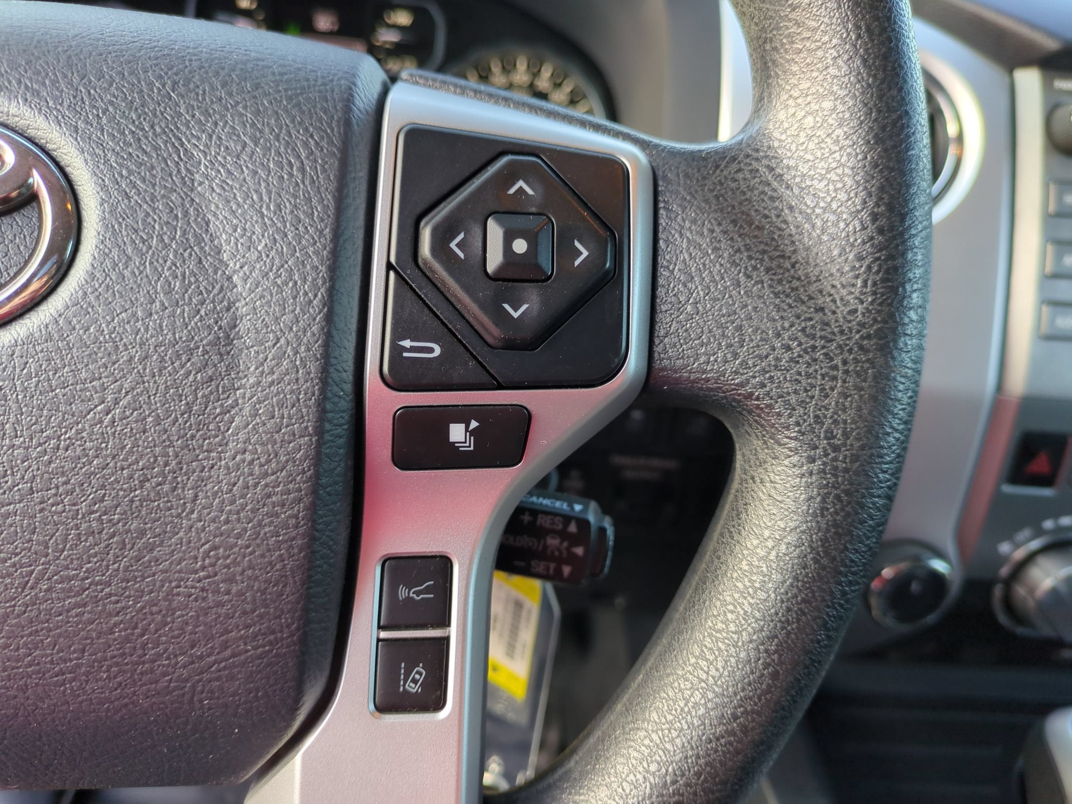 2019 Toyota Tundra 4WD SR5