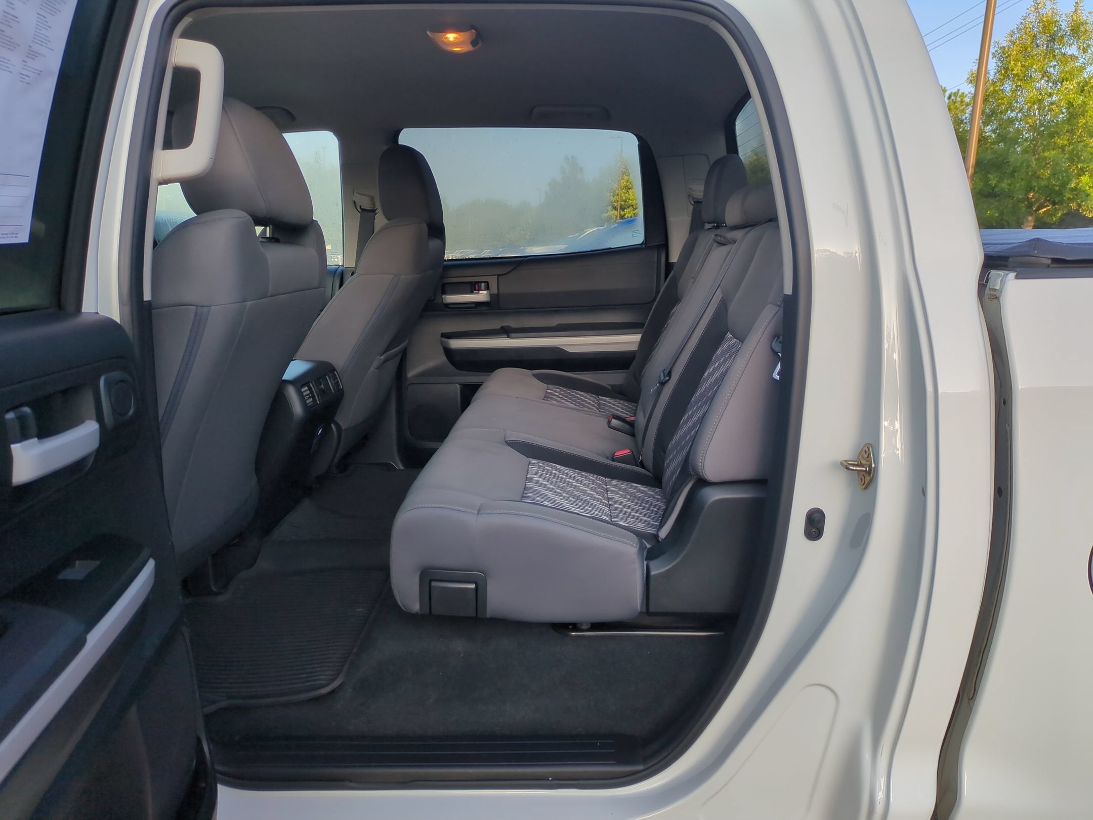 2019 Toyota Tundra 4WD SR5