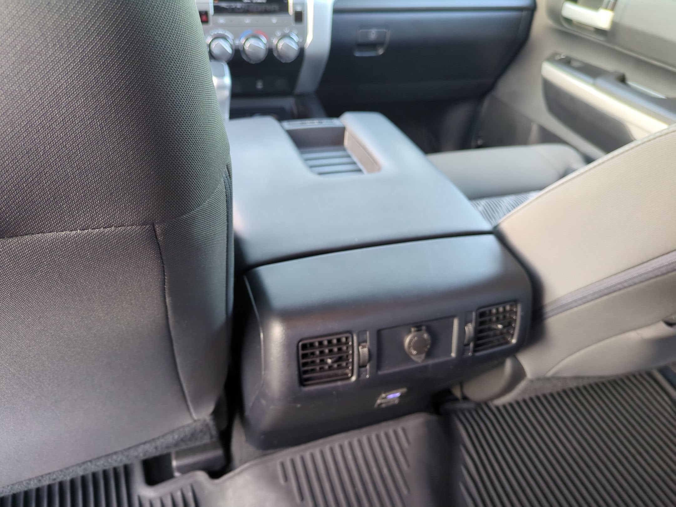 2019 Toyota Tundra 4WD SR5