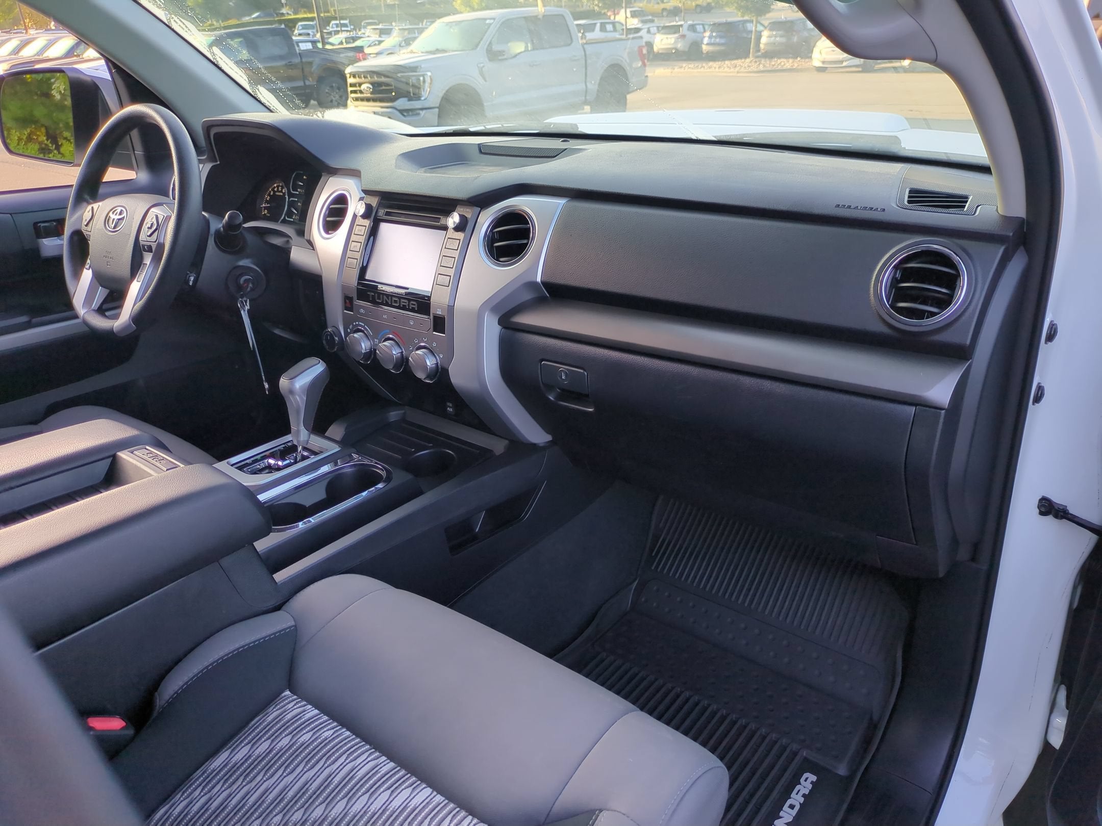 2019 Toyota Tundra 4WD SR5