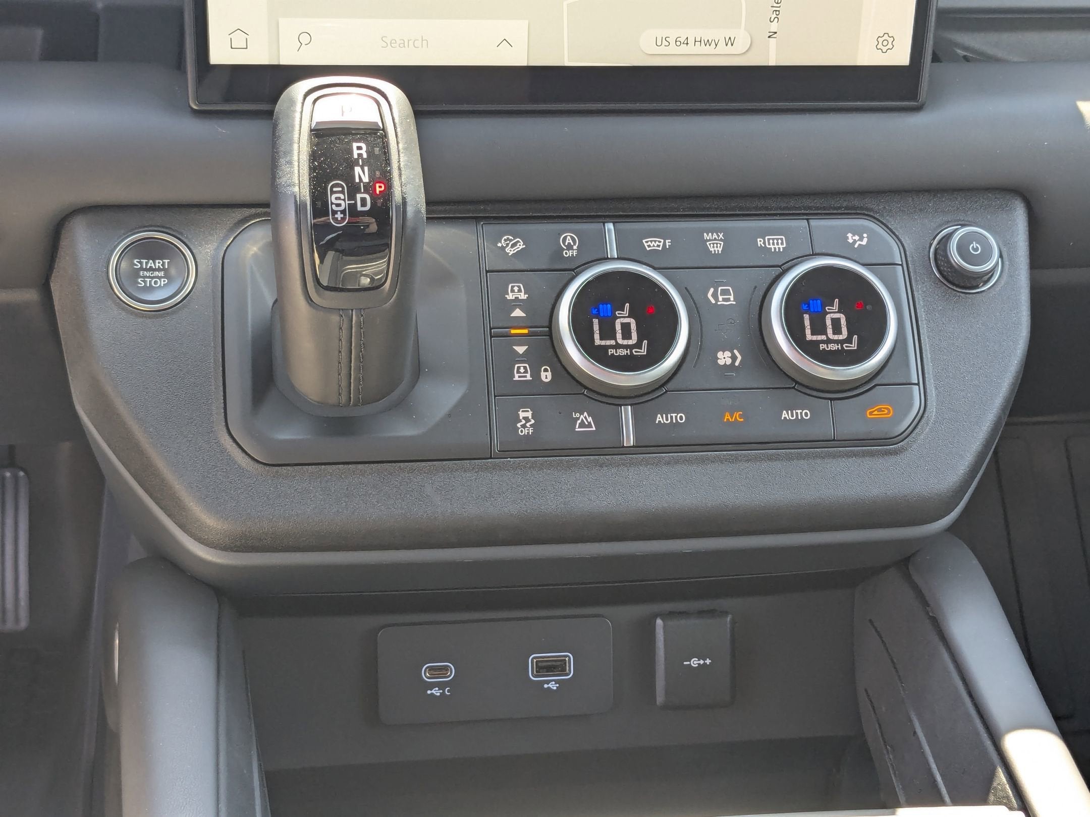 2024 Land Rover Defender X-Dynamic SE