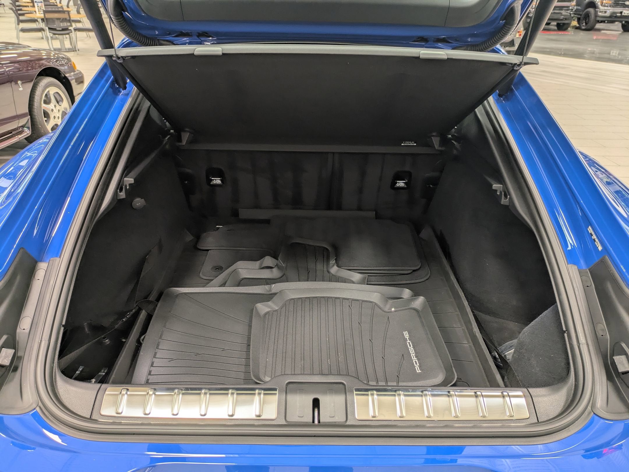 2024 Porsche Panamera 4