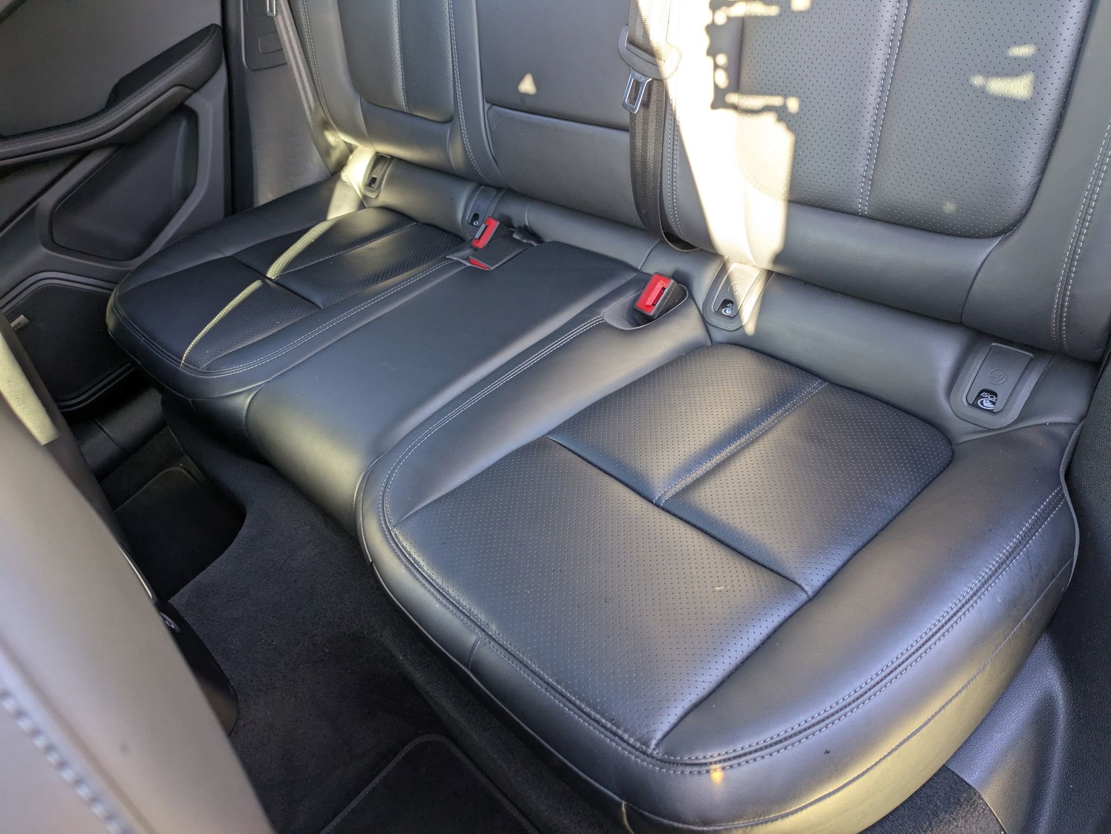 2024 Porsche Macan T