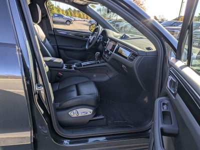 2024 Porsche Macan T