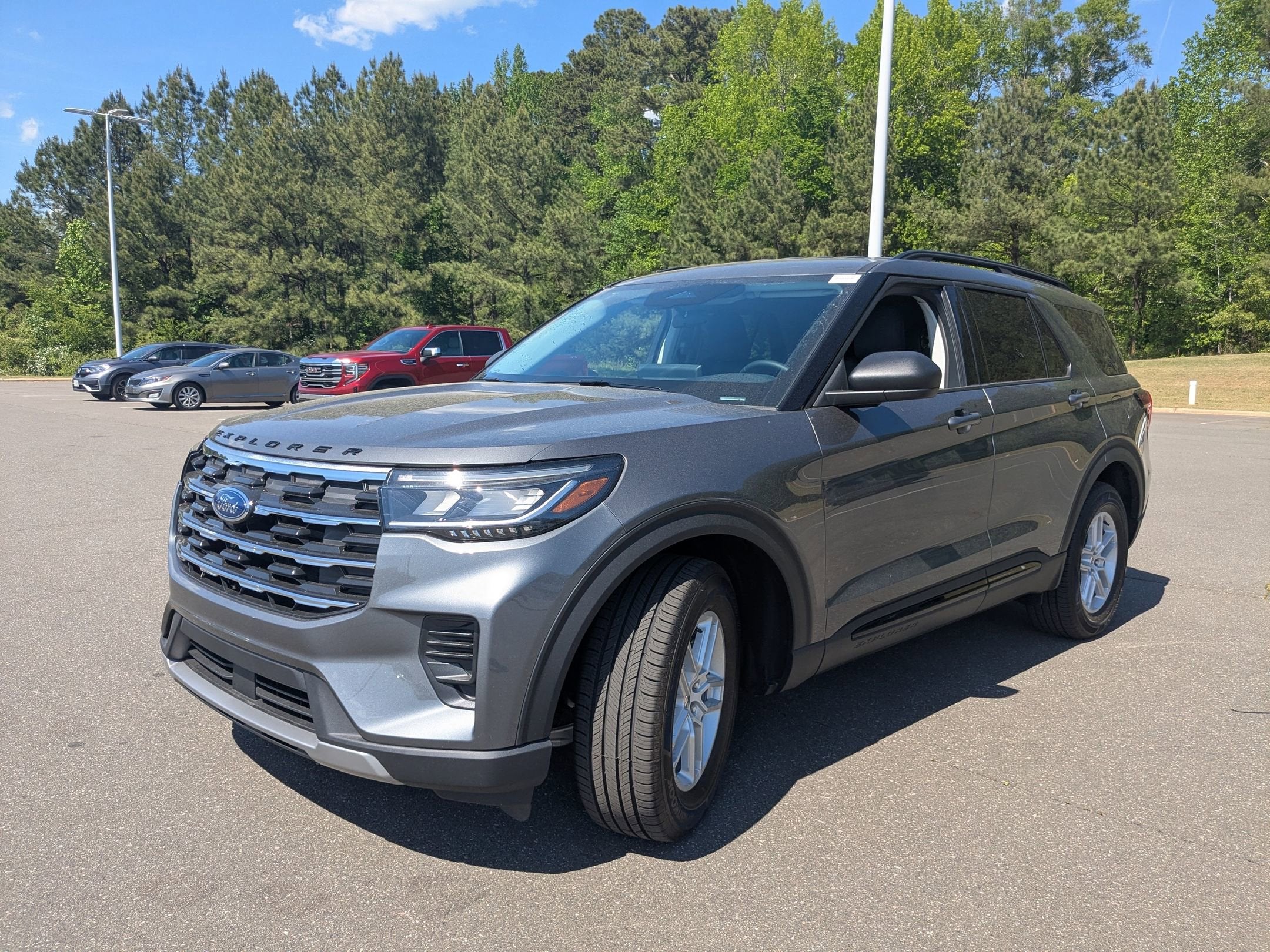 2026 Ford Explorer Active w/200A Pkg