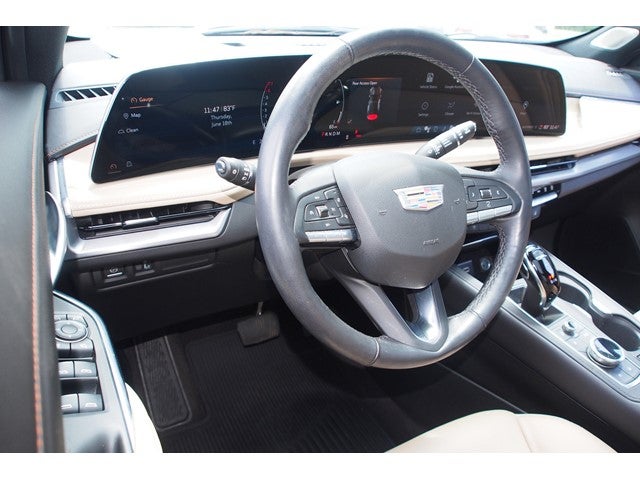 2024 Cadillac XT4 FWD Premium Luxury