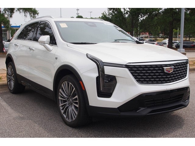 2024 Cadillac XT4 FWD Premium Luxury