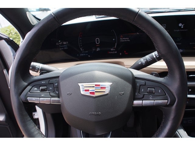 2024 Cadillac XT4 FWD Premium Luxury