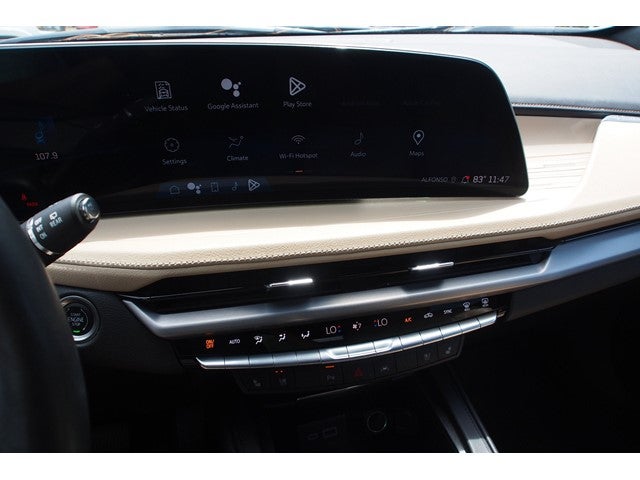 2024 Cadillac XT4 FWD Premium Luxury