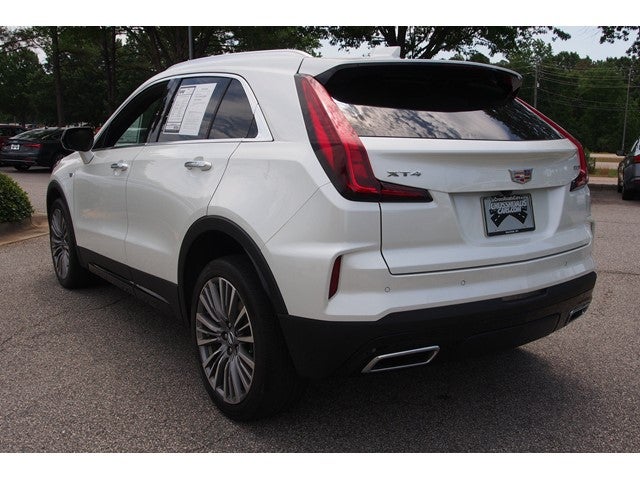2024 Cadillac XT4 FWD Premium Luxury