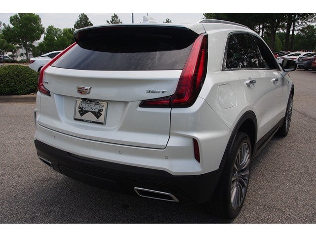 2024 Cadillac XT4 FWD Premium Luxury
