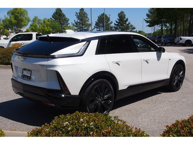 2024 Cadillac LYRIQ Sport
