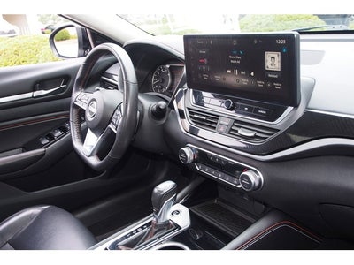 2023 Nissan Altima 2.0 SR