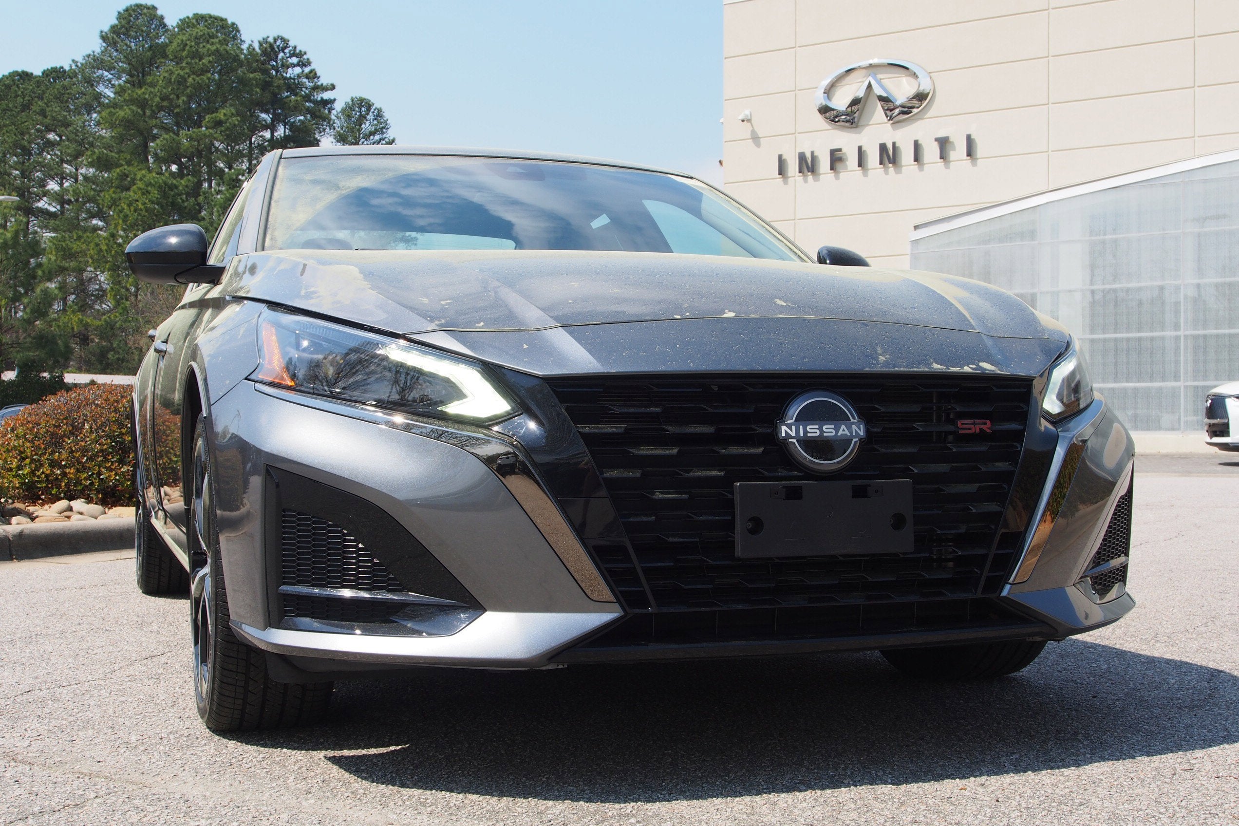 2025 Nissan Altima SR