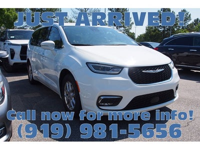 2022 Chrysler Pacifica Touring L