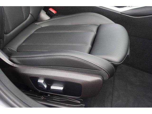 2023 BMW 3 Series 330i