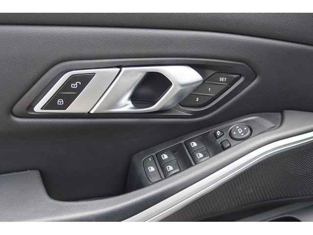 2023 BMW 3 Series 330i