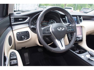 2022 INFINITI QX50 LUXE
