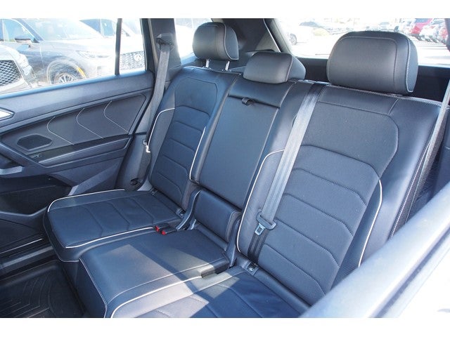 2022 Volkswagen Tiguan SEL R-Line