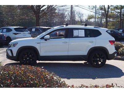 2022 Volkswagen Taos SE