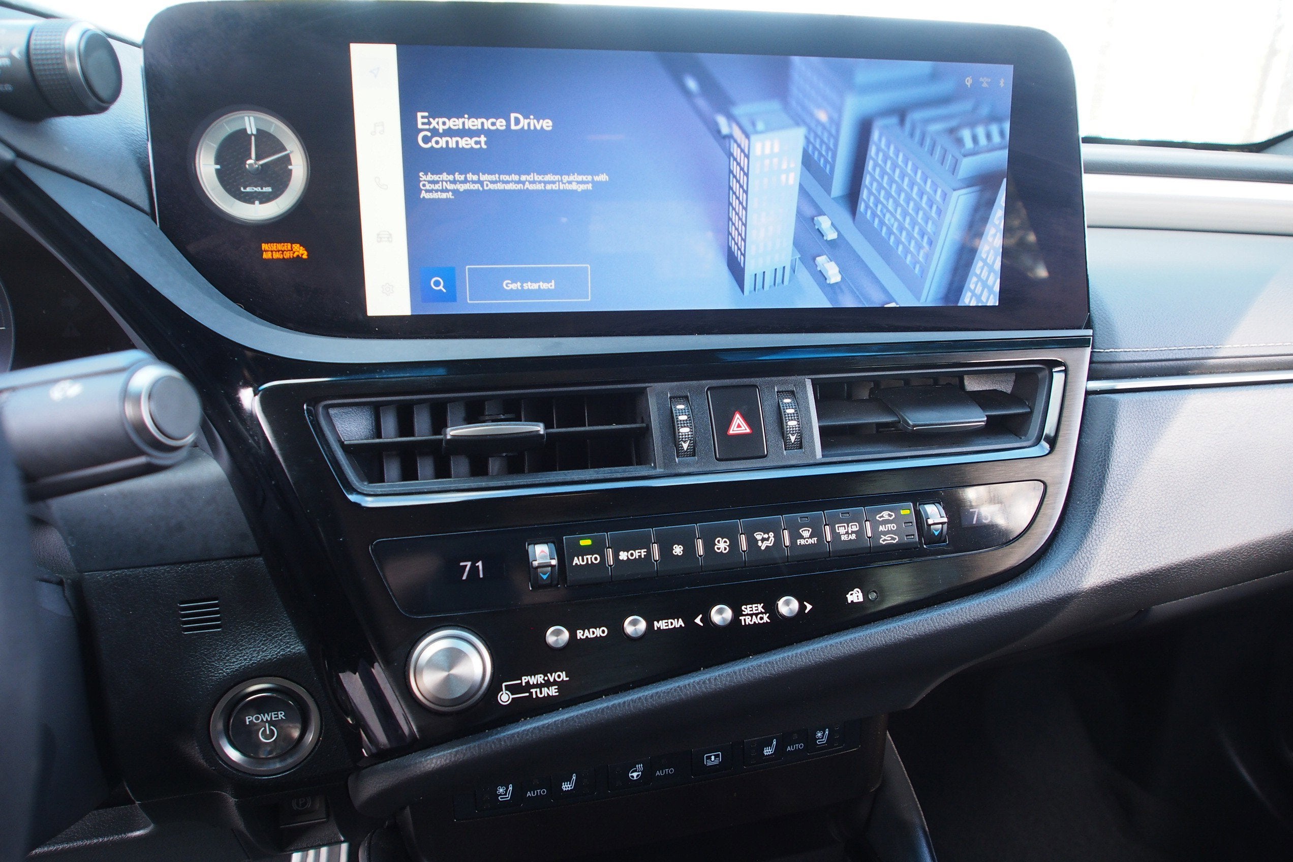 2023 Lexus ES ES 300h F SPORT Handling