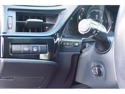 2023 Lexus ES ES 300h F SPORT Handling