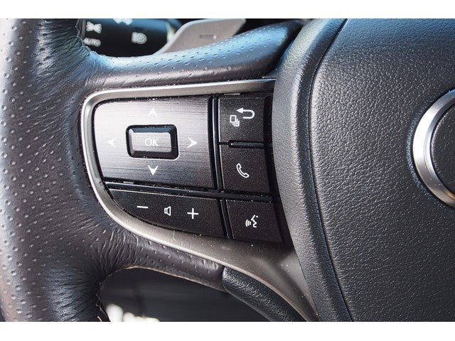 2023 Lexus ES ES 300h F SPORT Handling