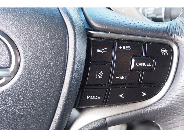 2023 Lexus ES ES 300h F SPORT Handling