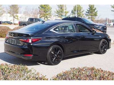 2023 Lexus ES ES 300h F SPORT Handling