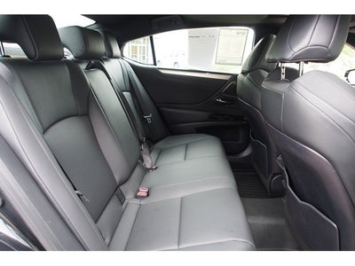 2024 Lexus ES ES 300h F SPORT Handling