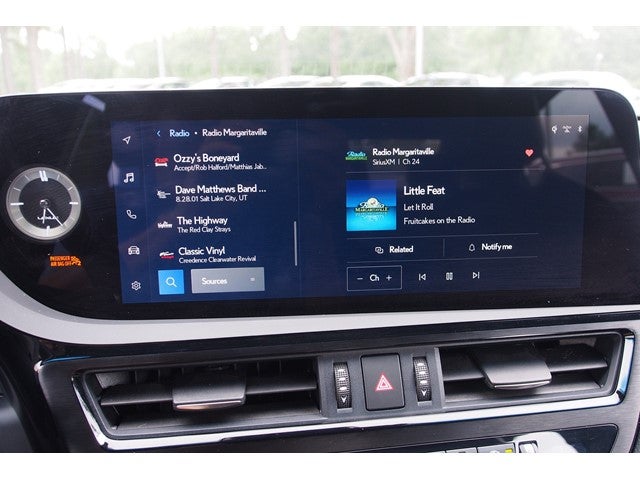 2024 Lexus ES ES 300h F SPORT Handling