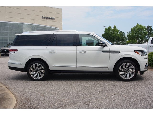 2024 Lincoln Navigator L Reserve