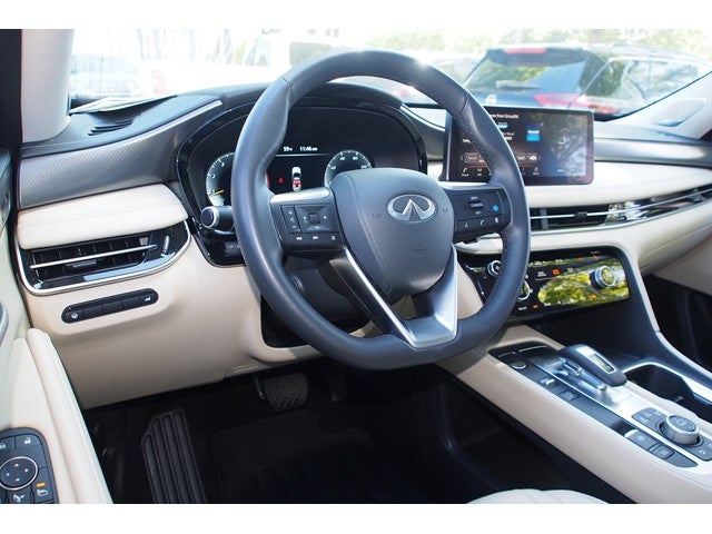 2025 INFINITI QX60 LUXE