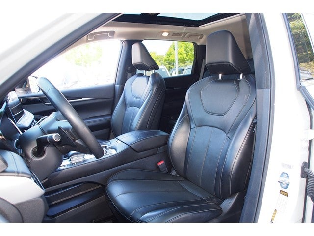 2022 INFINITI QX60 PURE