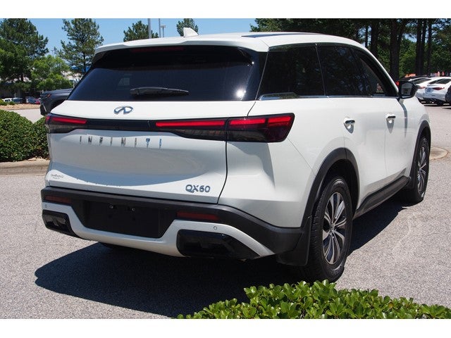 2022 INFINITI QX60 PURE