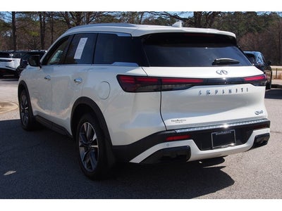 2023 INFINITI QX60 LUXE