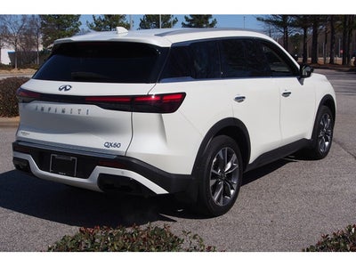 2023 INFINITI QX60 LUXE