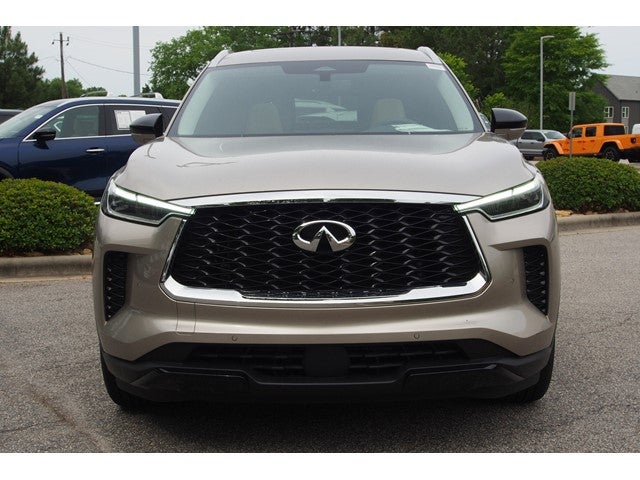 2024 INFINITI QX60 LUXE