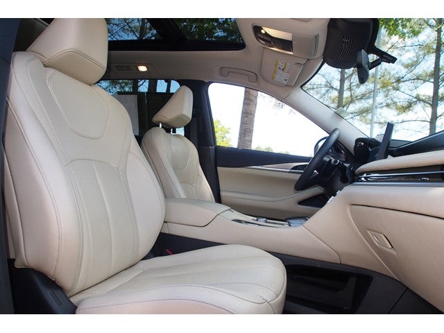 2024 INFINITI QX60 LUXE