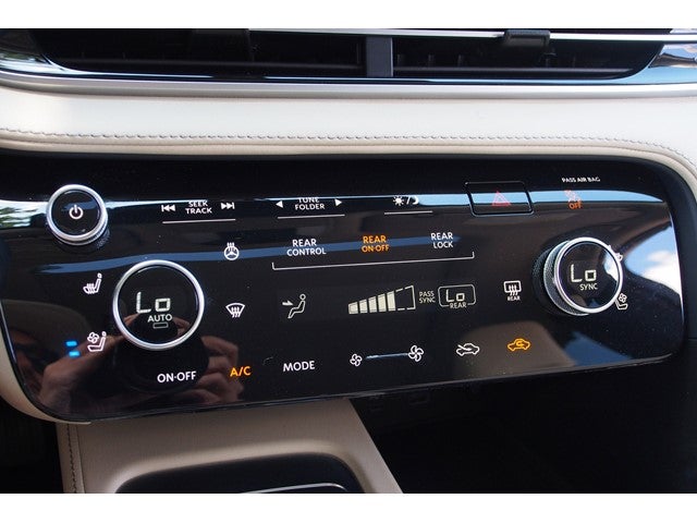 2024 INFINITI QX60 LUXE