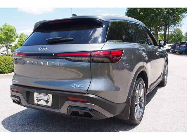 2024 INFINITI QX60 LUXE