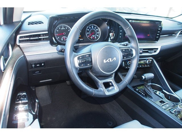 2023 Kia K5 EX