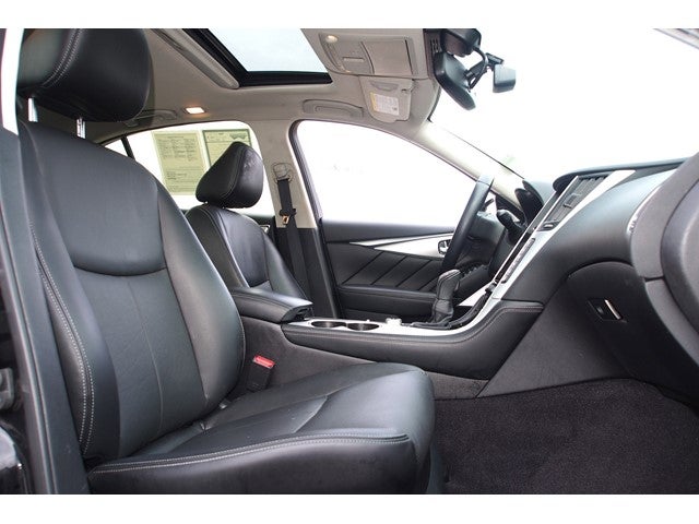 2022 INFINITI Q50 LUXE