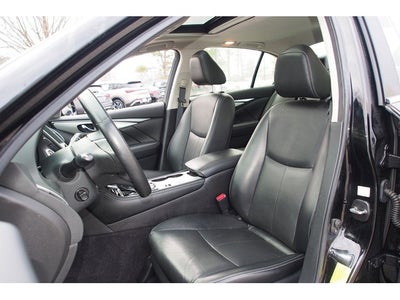 2022 INFINITI Q50 LUXE