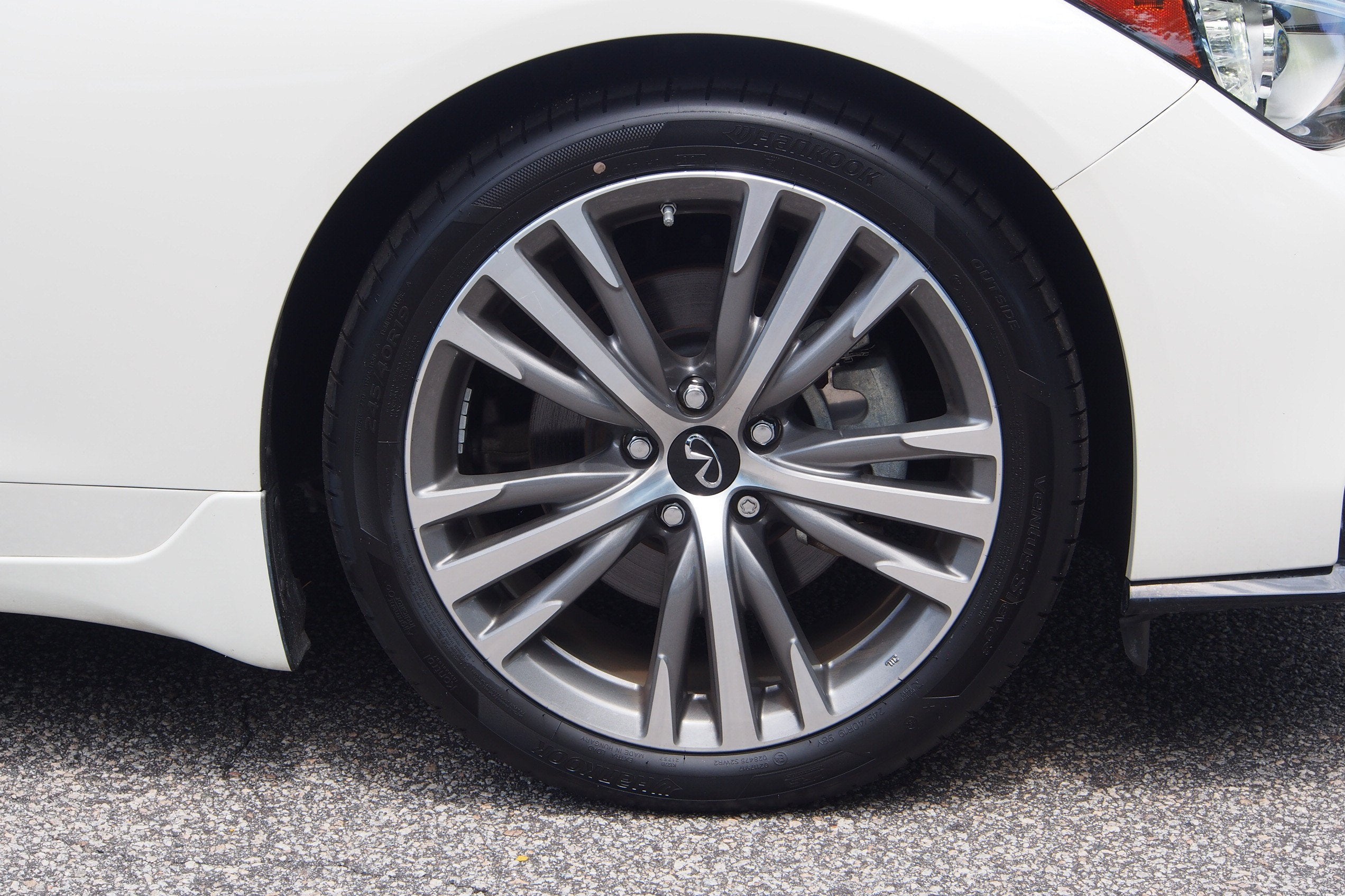 2024 INFINITI Q50 SENSORY