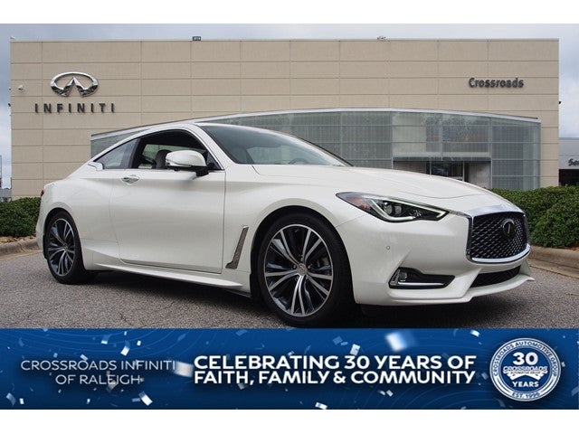 2022 INFINITI Q60 LUXE