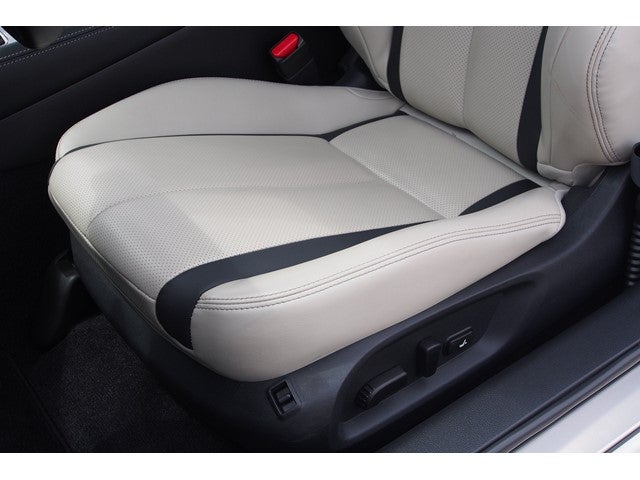 2022 INFINITI Q60 LUXE