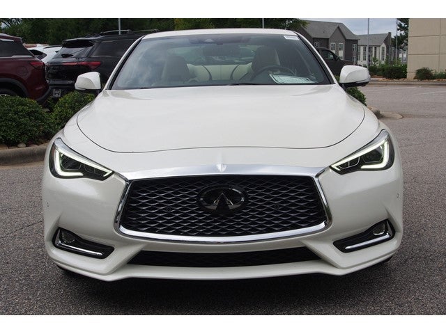 2022 INFINITI Q60 LUXE