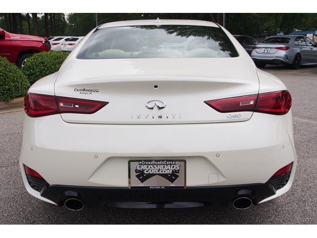 2022 INFINITI Q60 LUXE